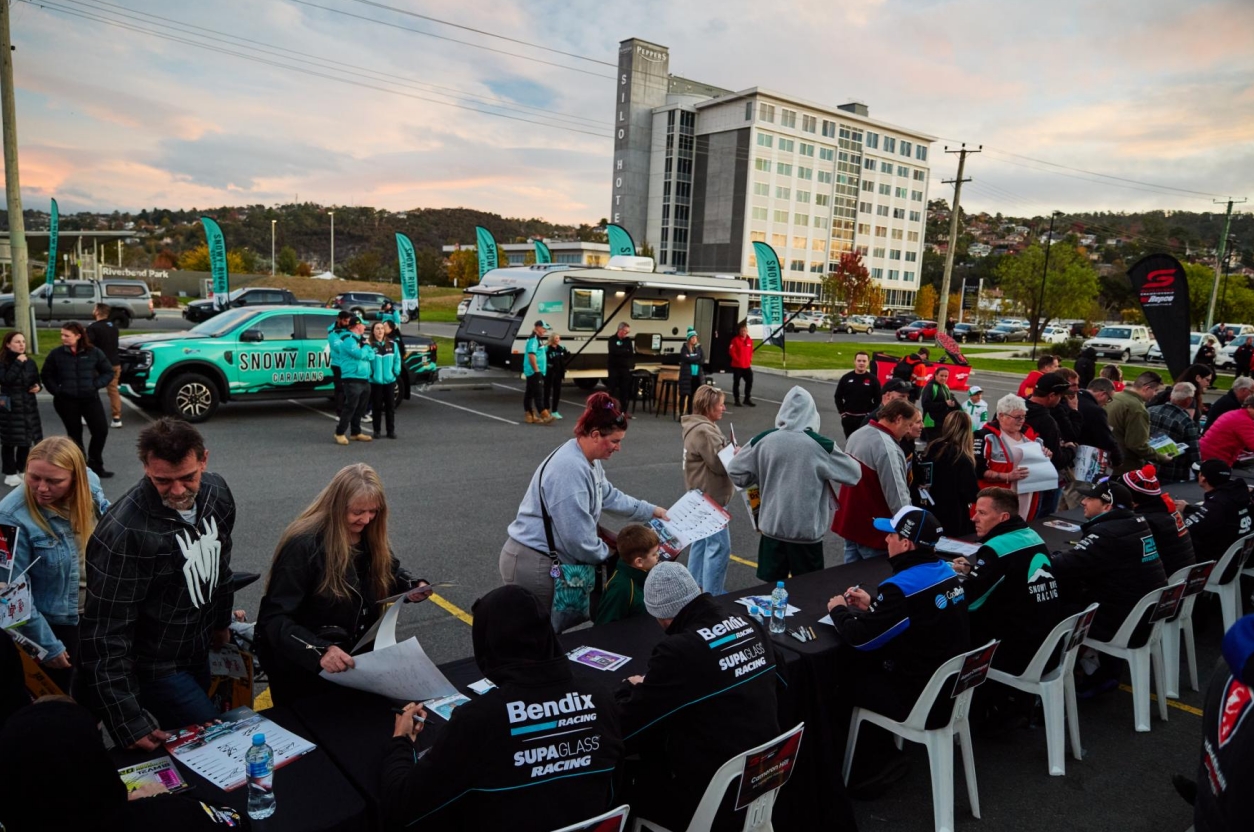 Snowy River RV Crowns Australian V8 Supercars, Deepening Localization Strategy